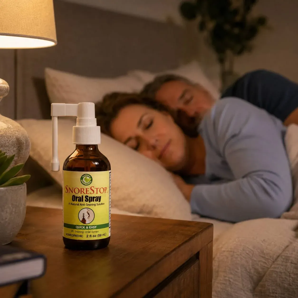 SnoreStop spray buccal sur la table de nuit